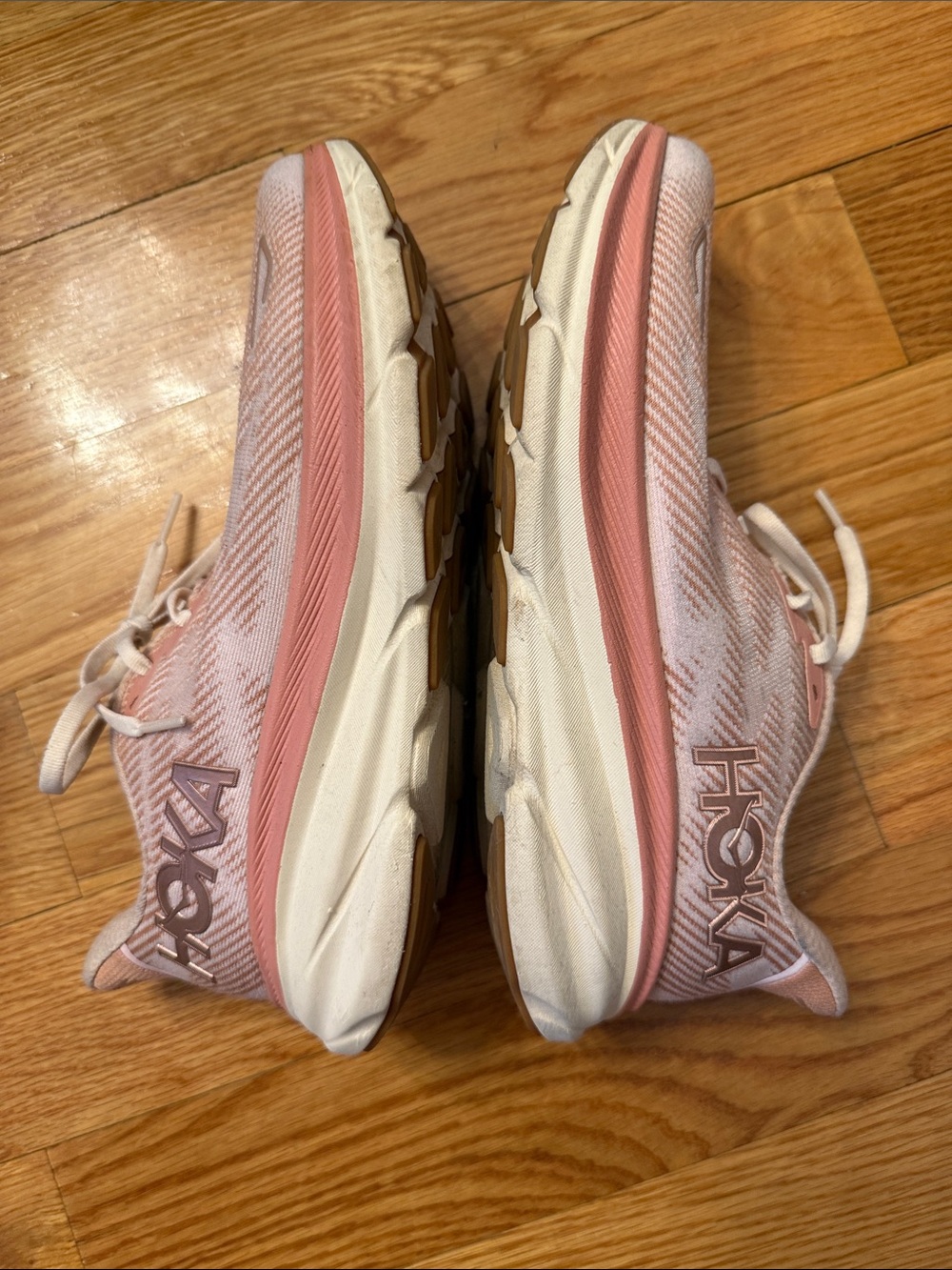 Hoka Clifton Women's Rose Gold Pink Running Sneakers Shoes sz 9.5 reg width - Picture 2 of 13